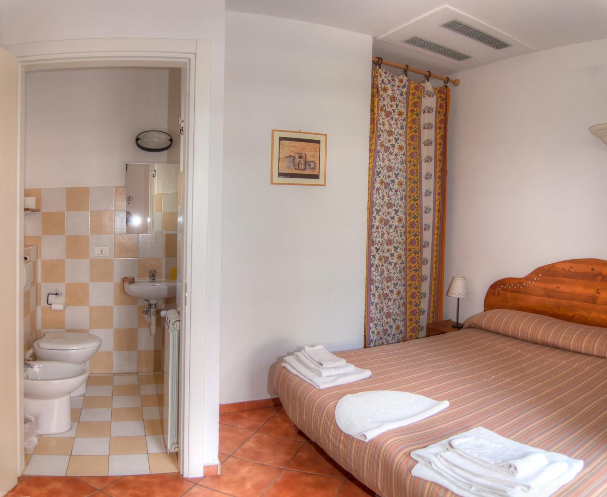 Agriturismo Ca' Di Trincia Pietra Ligure Quarto foto